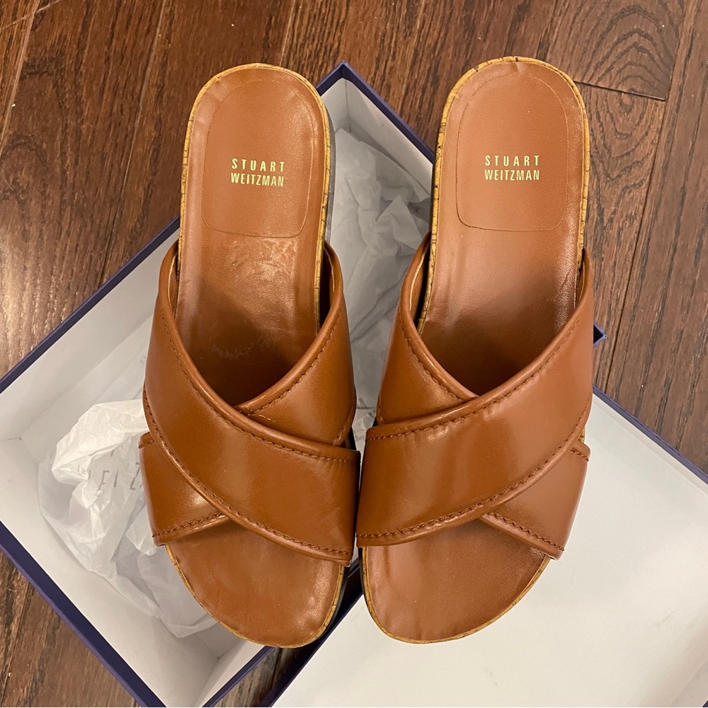 NIB Stuart Weitzman “Spa” slide sandals